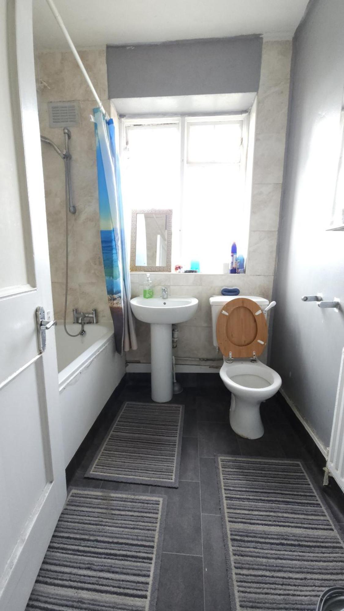 London Edgware Station Apartment Bagian luar foto