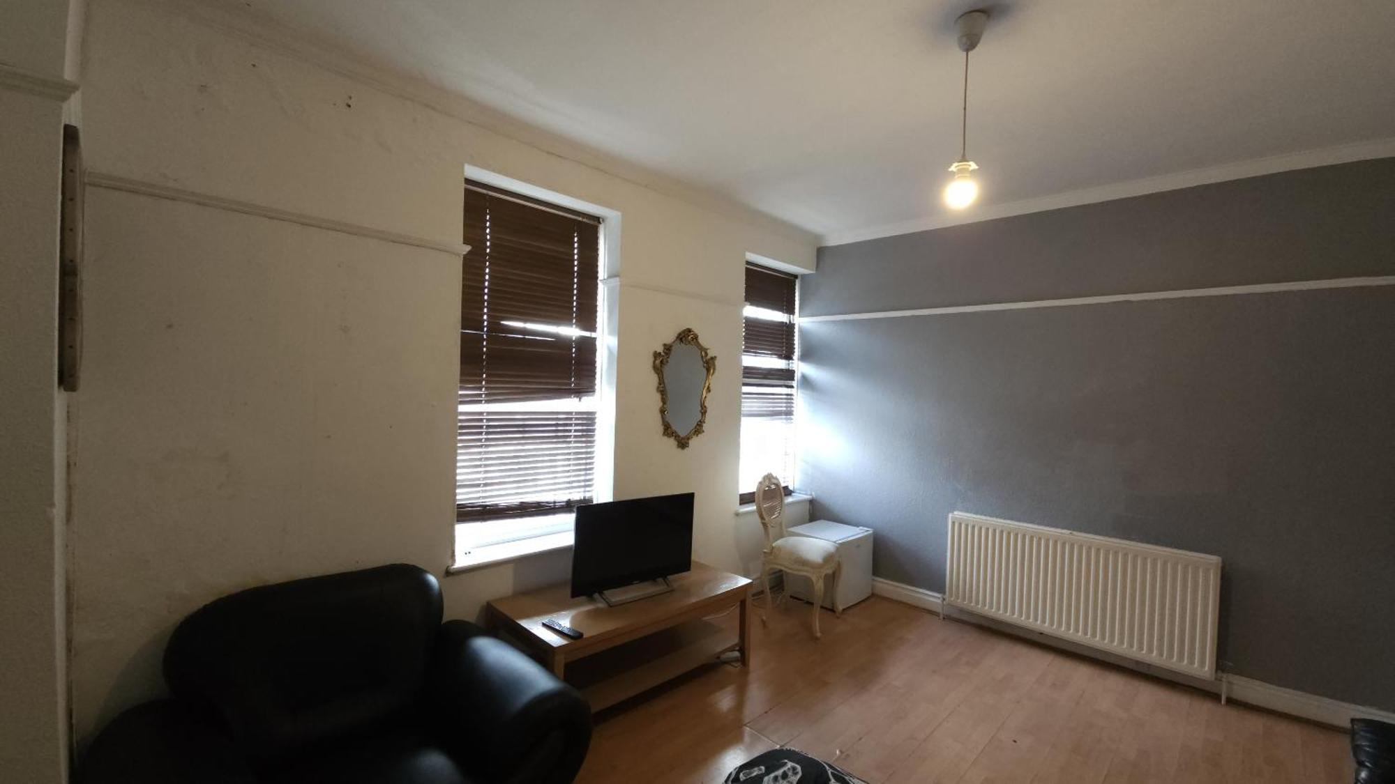 London Edgware Station Apartment Bagian luar foto