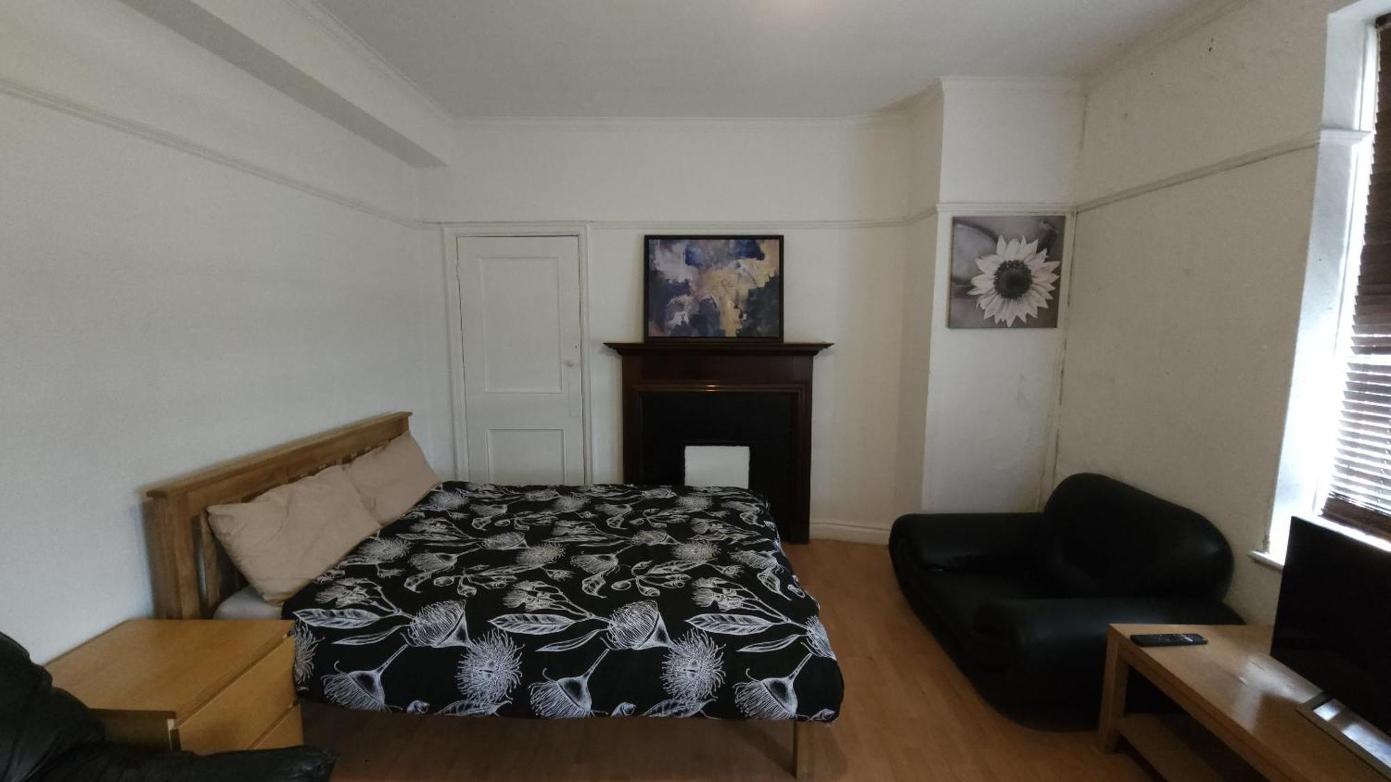 London Edgware Station Apartment Bagian luar foto