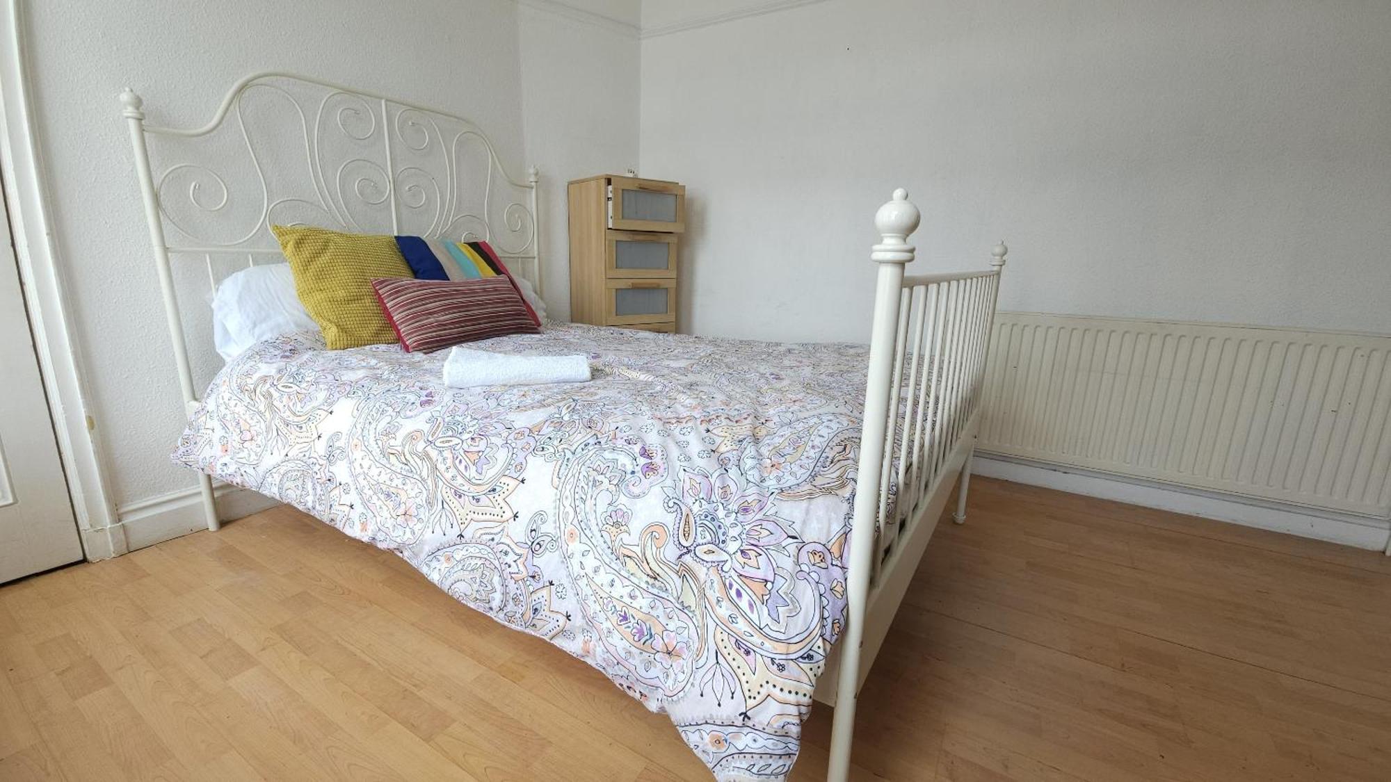 London Edgware Station Apartment Bagian luar foto