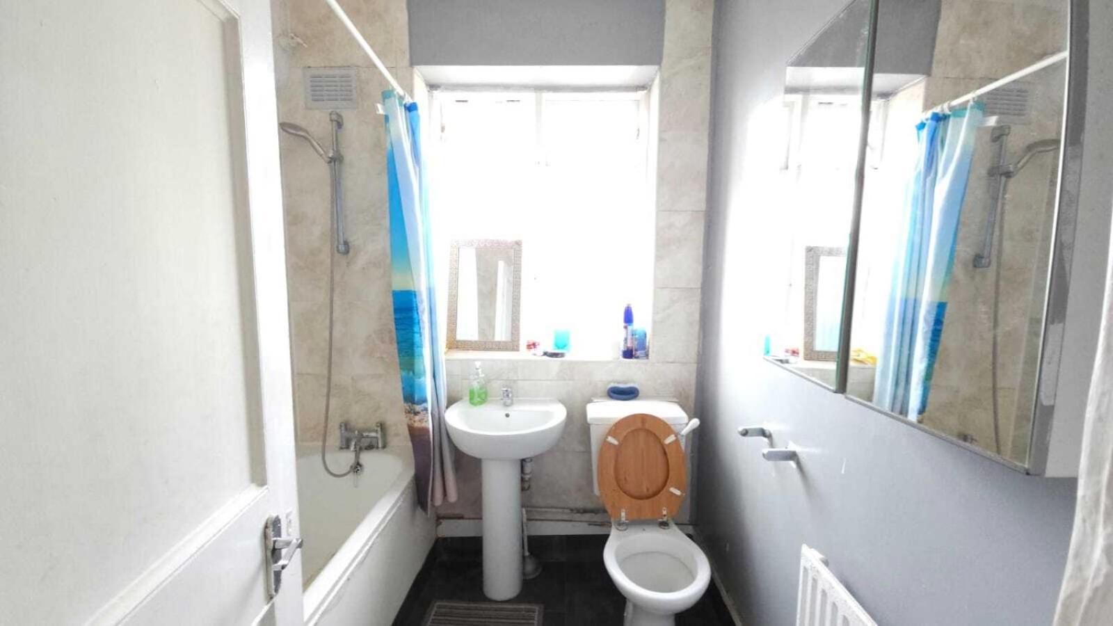 London Edgware Station Apartment Ruang foto