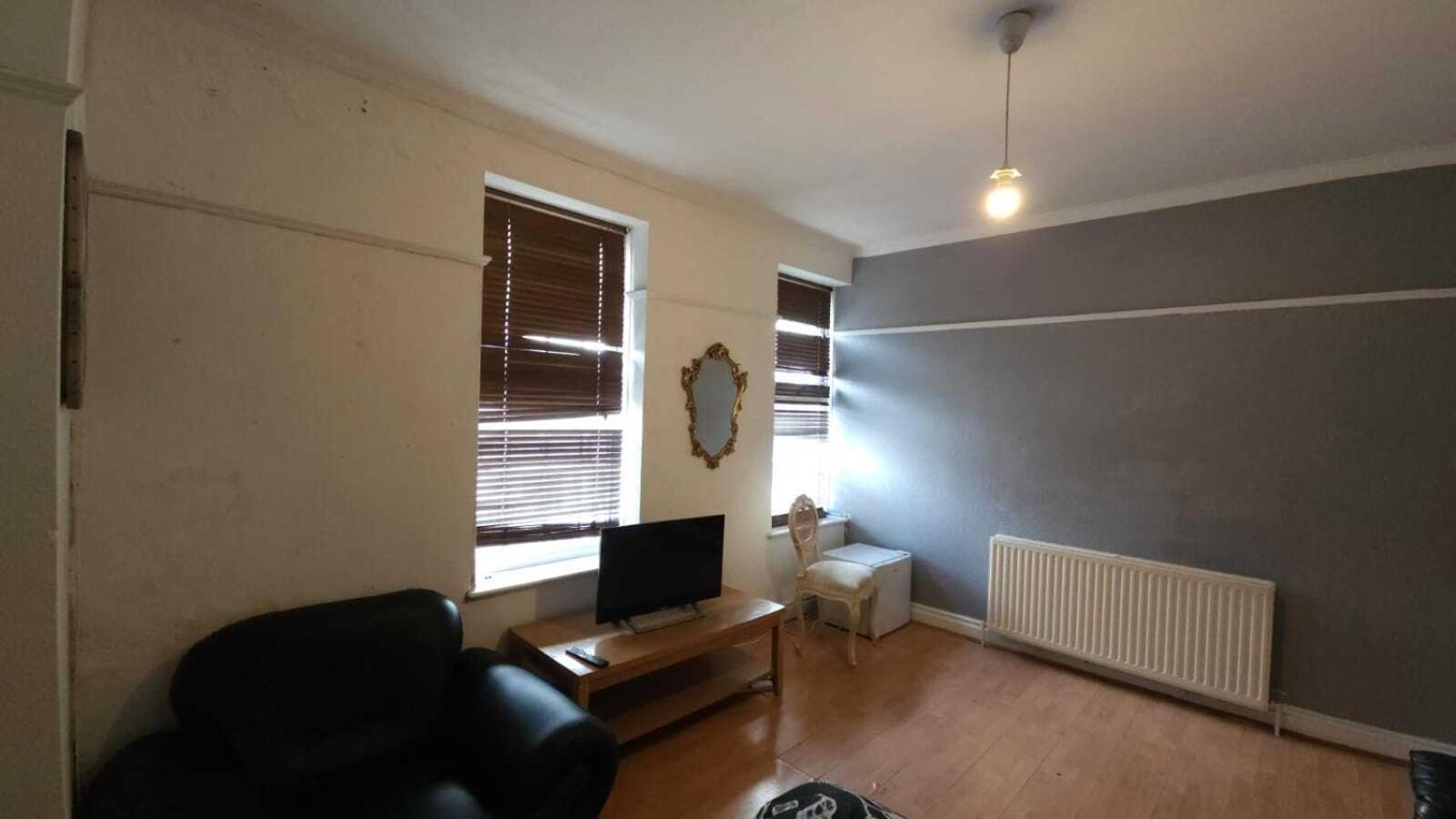 London Edgware Station Apartment Ruang foto
