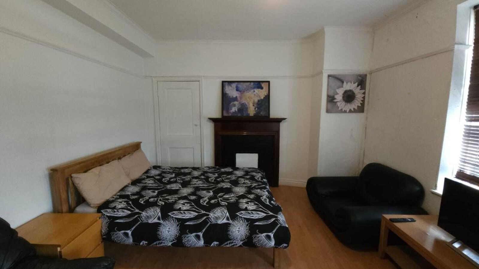 London Edgware Station Apartment Ruang foto