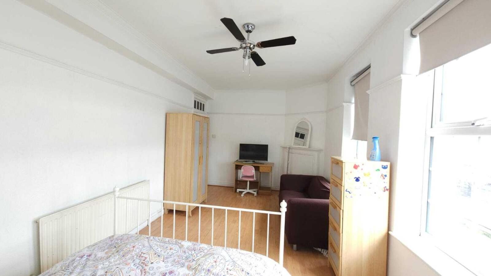 London Edgware Station Apartment Ruang foto