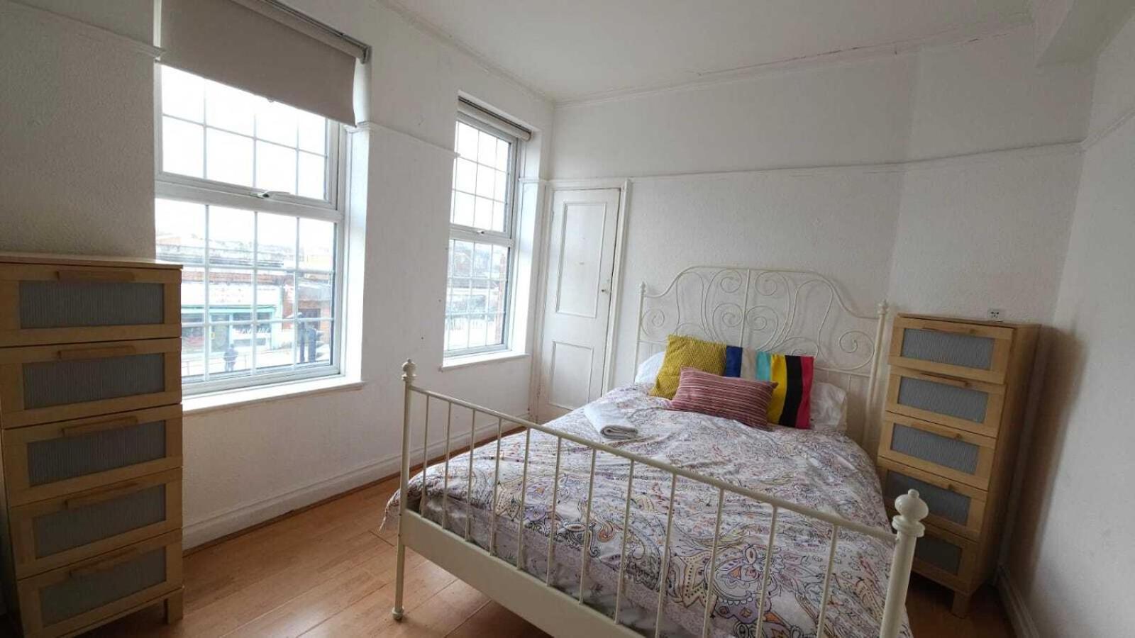 London Edgware Station Apartment Ruang foto