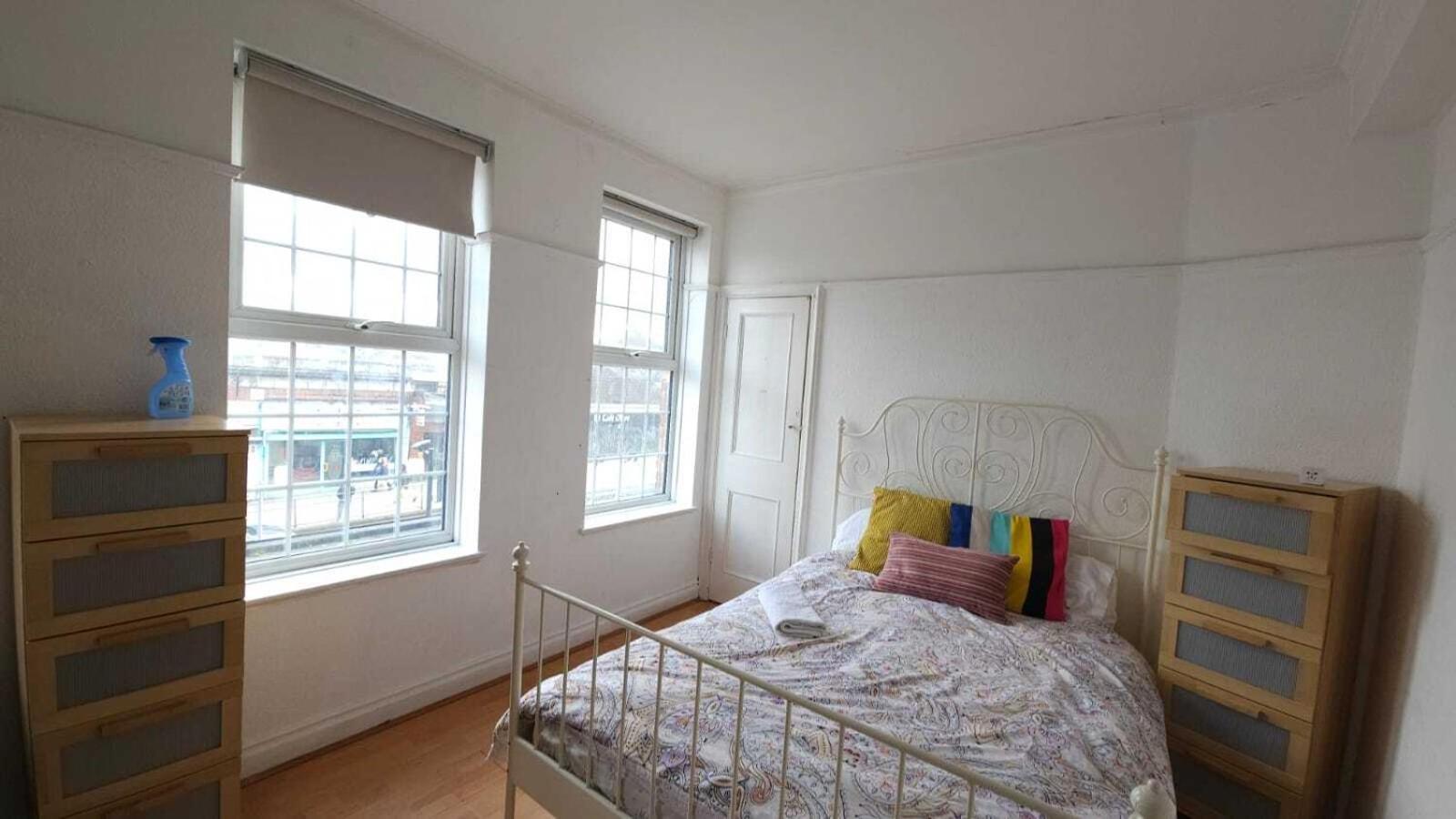 London Edgware Station Apartment Ruang foto