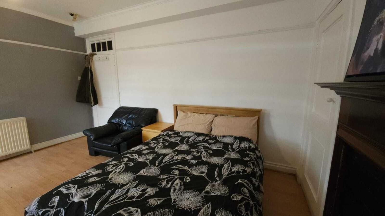 London Edgware Station Apartment Ruang foto