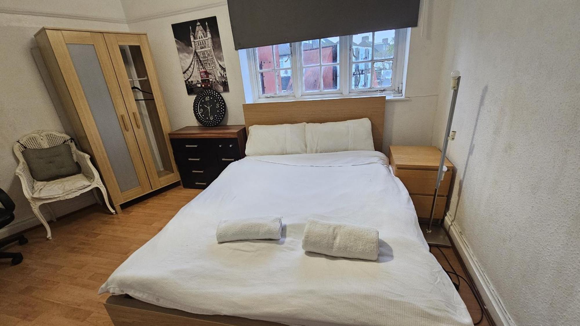 London Edgware Station Apartment Bagian luar foto